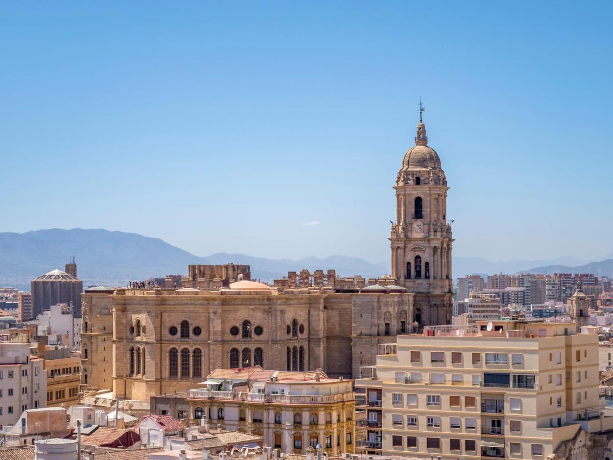 Sanders San Patricio - Dreamy Two-Bedroom Apartment Downtown マラガ エクステリア 写真